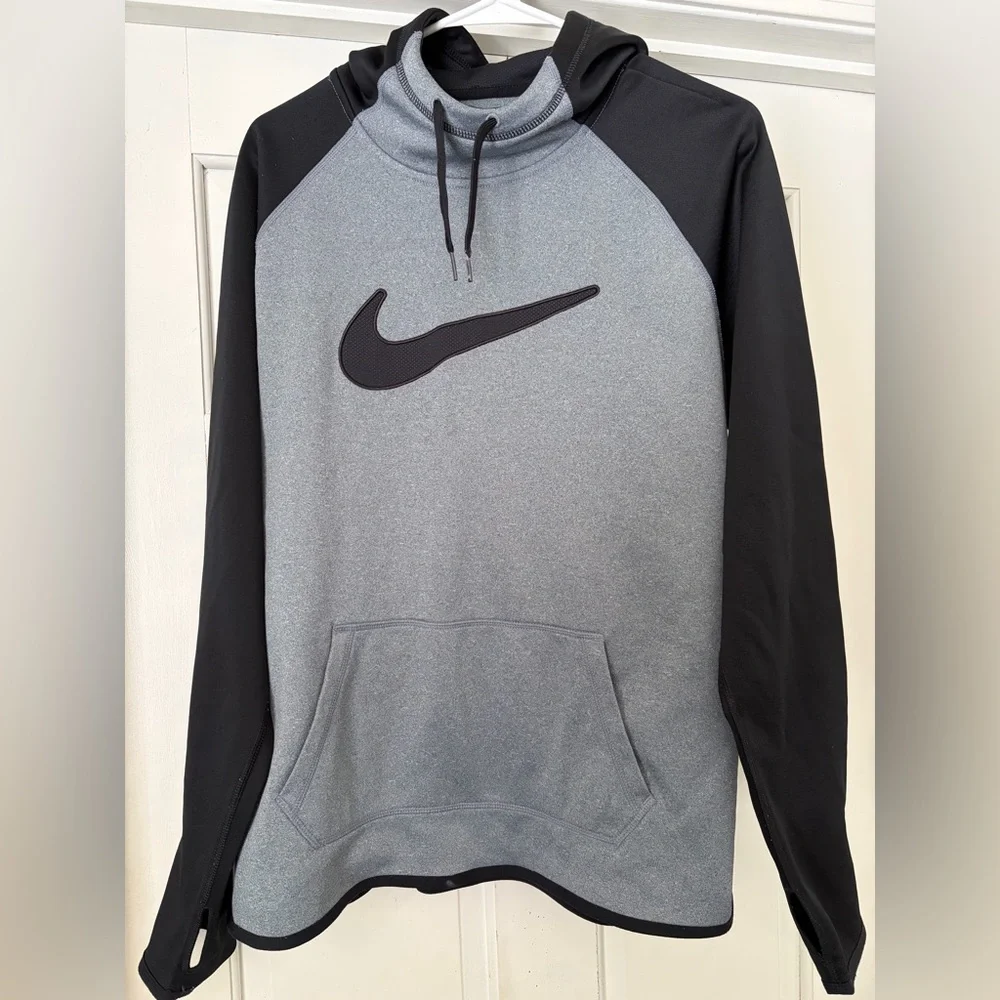 Nike Women's Black and Gray Hoodie - Size XL, Good Condition - Picture 5 of 6